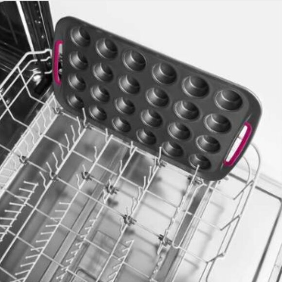 🇨🇦 TRUDEAU Mini Muffin Pan 24-Count - Picture 5 of 14